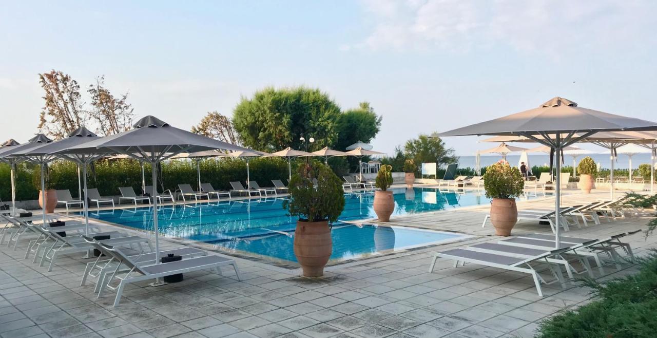 Kassandra Mare Hotel Nea Poteidaia Dış mekan fotoğraf