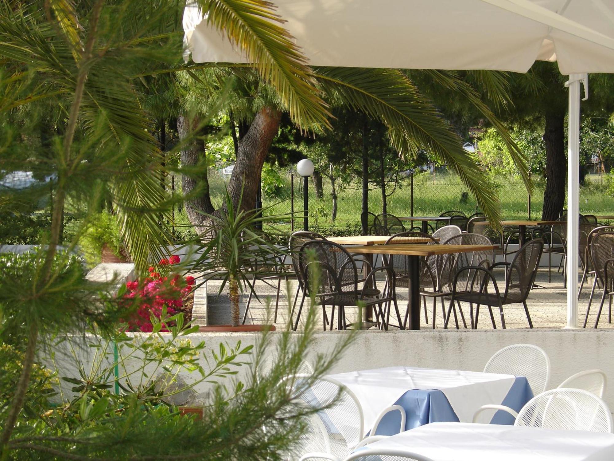Kassandra Mare Hotel Nea Poteidaia Dış mekan fotoğraf